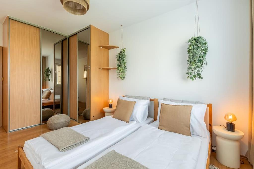 Duna Retreat: City Serenity Bratislava Dış mekan fotoğraf