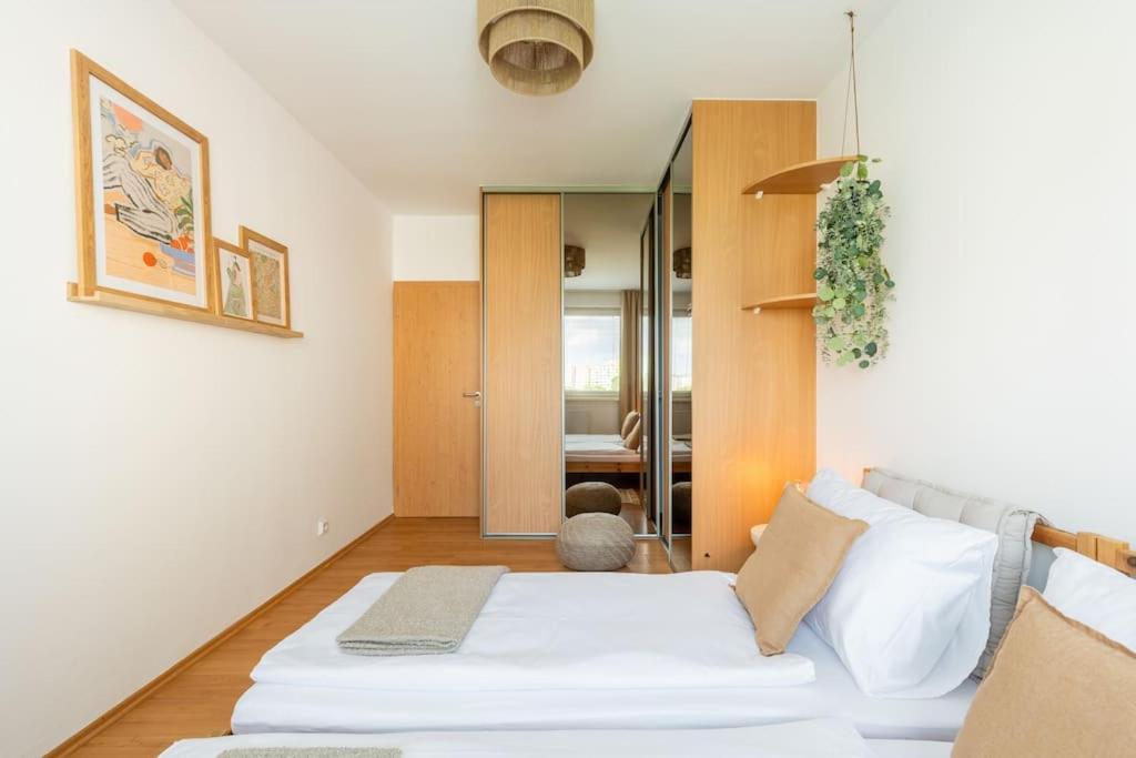 Duna Retreat: City Serenity Bratislava Dış mekan fotoğraf