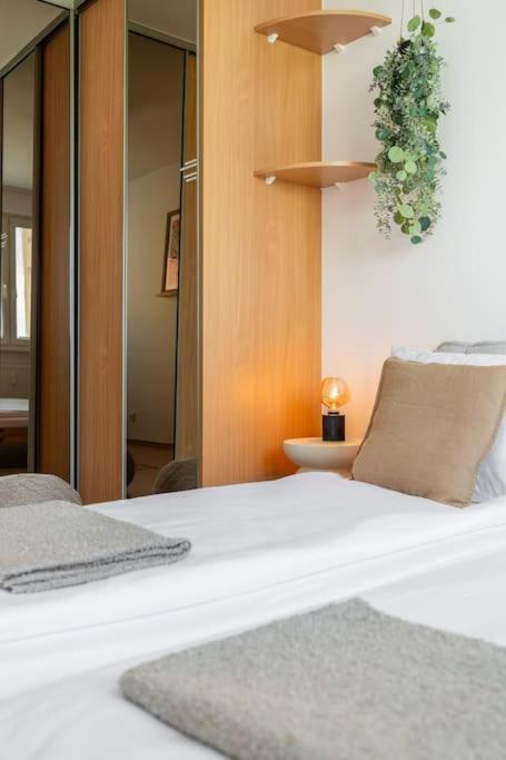 Duna Retreat: City Serenity Bratislava Dış mekan fotoğraf